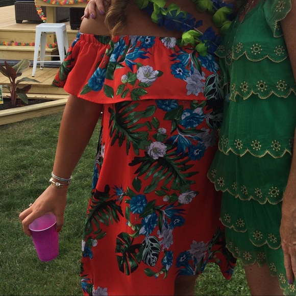 Vince Camuto Tropical Style Dreas - Picture 2 of 2